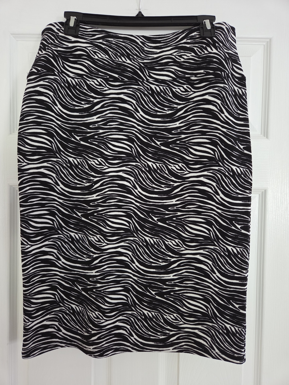 Black & White Zebra Print Pencil Skirt Large